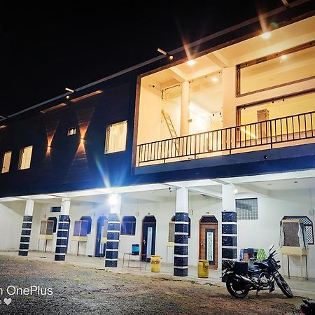 Hotel Modi Palace, Chanderi Mp Kültér fotó